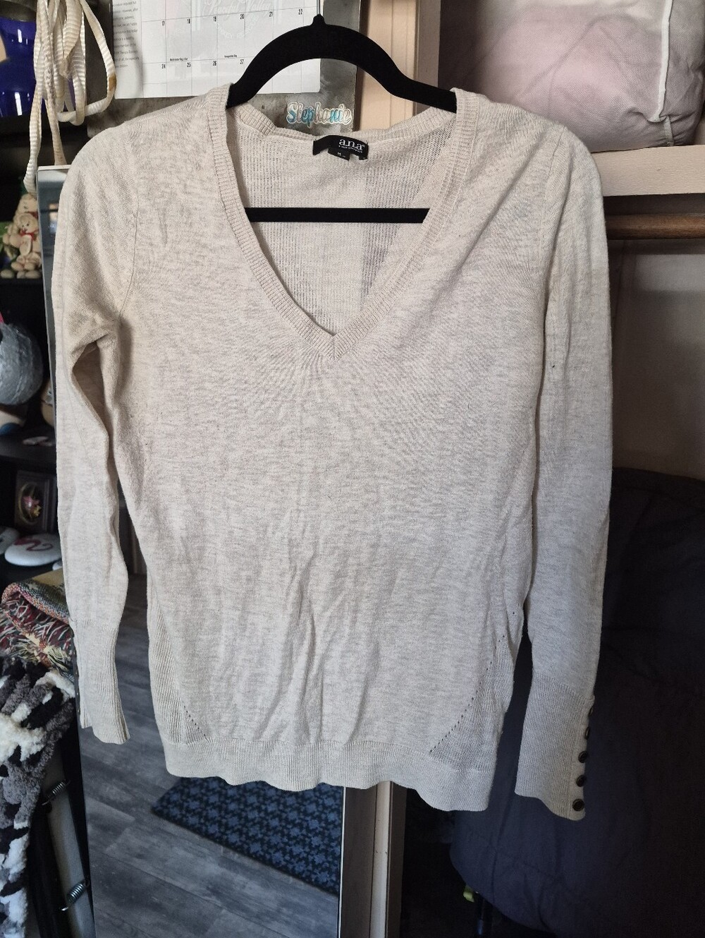 Lightweight V-Neck Sweater in Cream